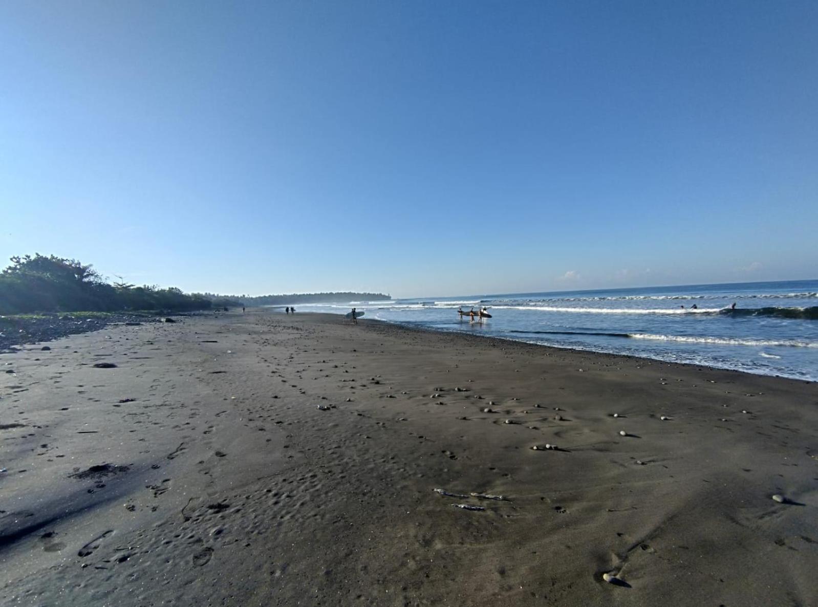 Kirra'S Beach House Pulukan Bagian luar foto