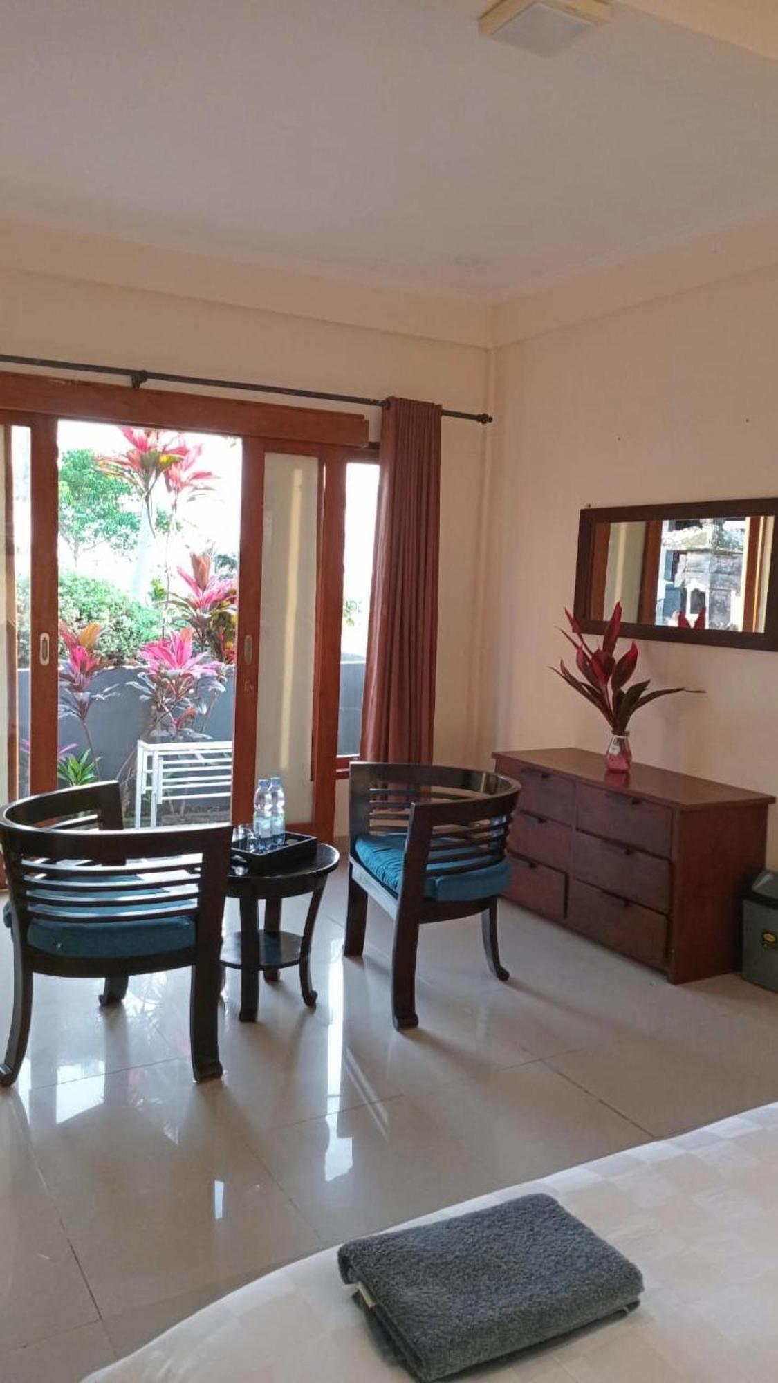 Kirra'S Beach House Pulukan Bagian luar foto
